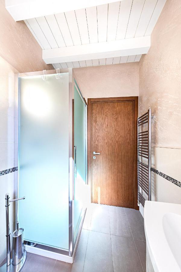 Warda C11 Apartment By Wonderful Italy Desenzano del Garda Dış mekan fotoğraf