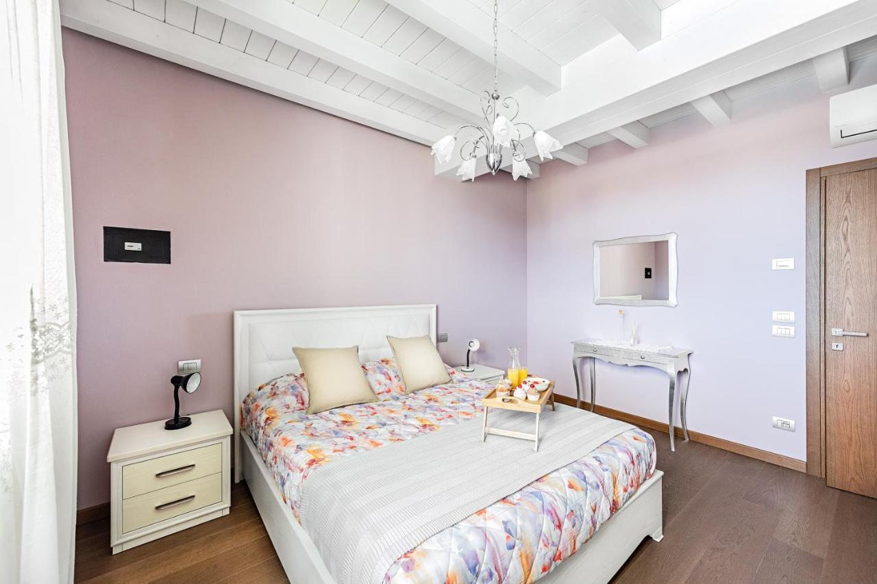Warda C11 Apartment By Wonderful Italy Desenzano del Garda Dış mekan fotoğraf